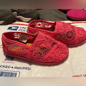 Girls, dark pink, U.S. Sports, size 9 shoes GUC